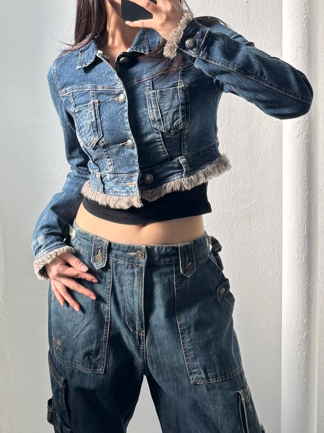 Vintage Cropped Fur-Trim Denim Jacket 상품이미지3