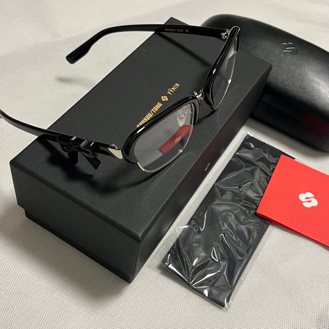 슈슈통 x YVMIN 25fw 보우 템플 안경 상품이미지3