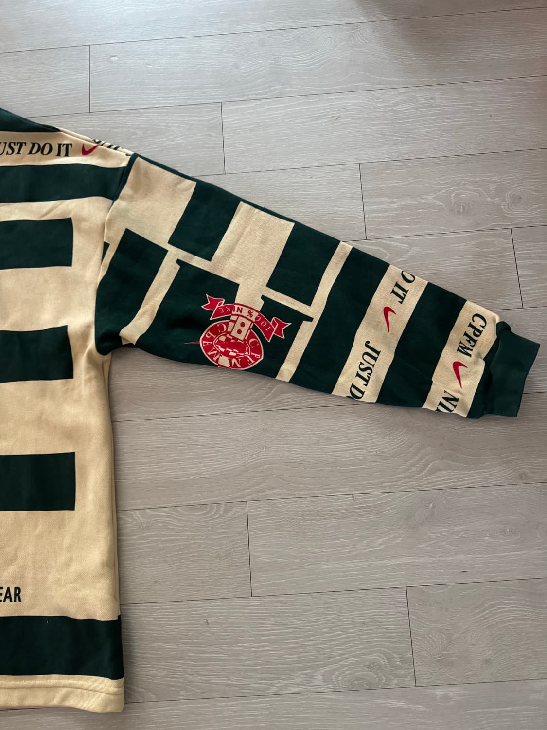 [M] 나이키 x CPFM 롱슬리브 폴로 내츄럴 US/EU 상품이미지3