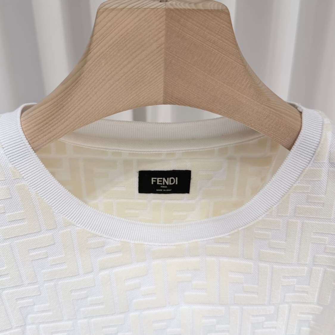 (A+/S) / 펜디 울오버 FF 로고 자카드 아이보리 반팔 상품이미지4