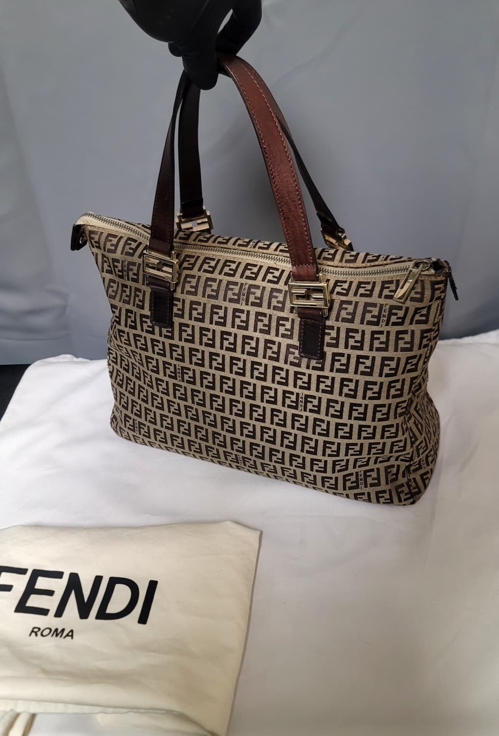 펜디 가방,토트백.(디올샤넬보테가루이비통구찌셀린느생로랑발렌시아가프라다) 상품이미지2