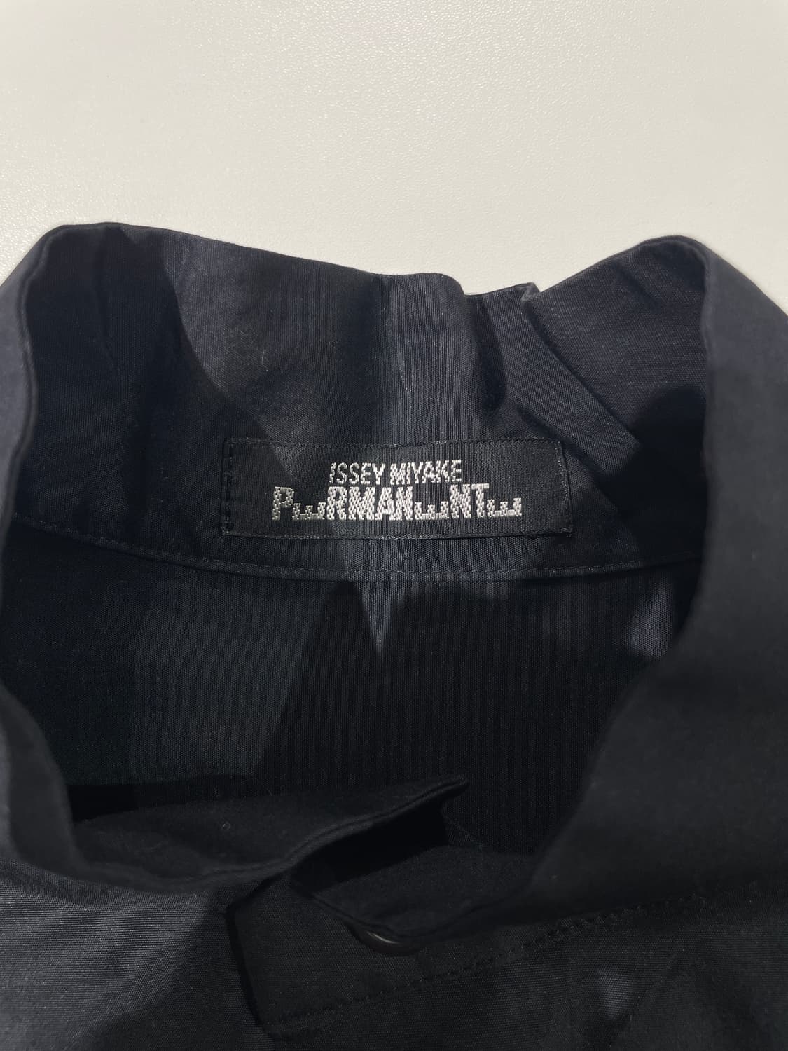 이세이 미야케 페르마넨테 블랙 아카이브 싱글 포켓 셔츠 상품이미지7