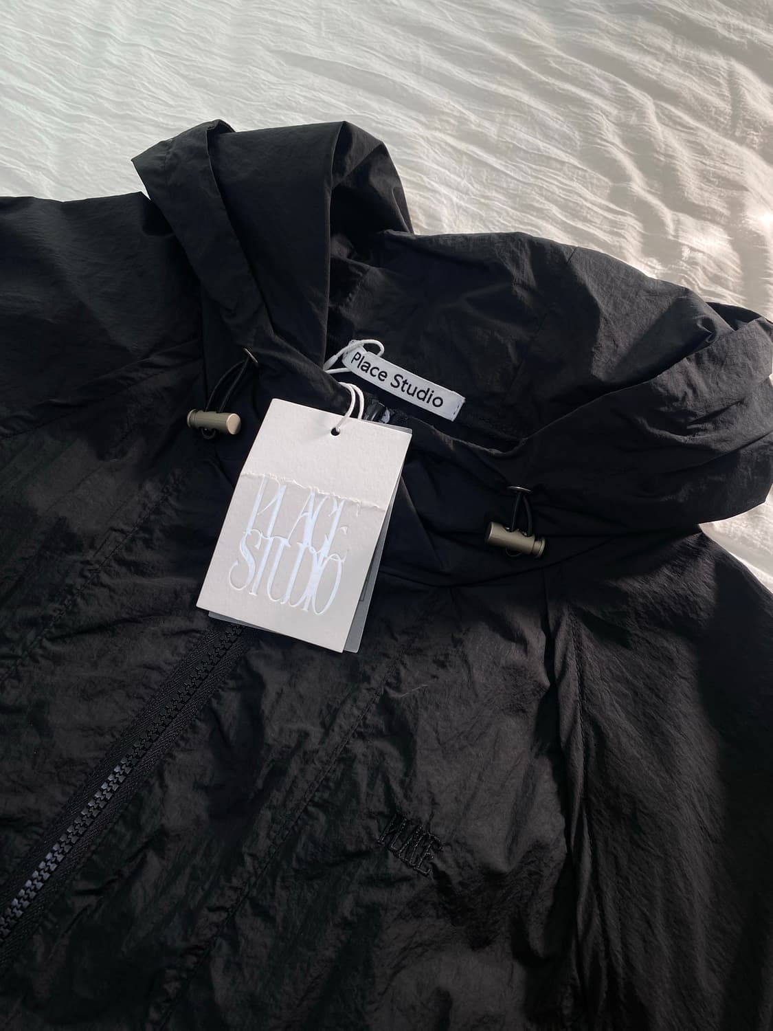 플레이스튜디오맨 애슬레틱 커프스 스트링 디테일 윈드브레이커 후드자켓 상품이미지1