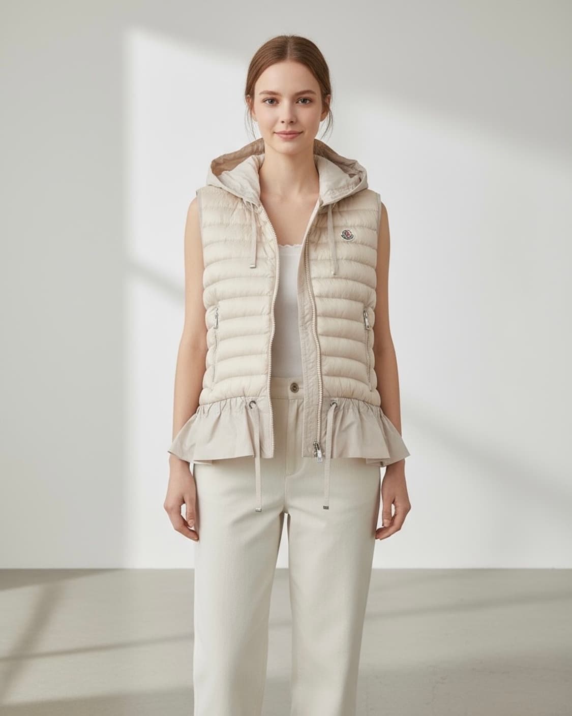 몽클레어 여성 후드 다운 베스트 패딩(0/44) 상품이미지1
