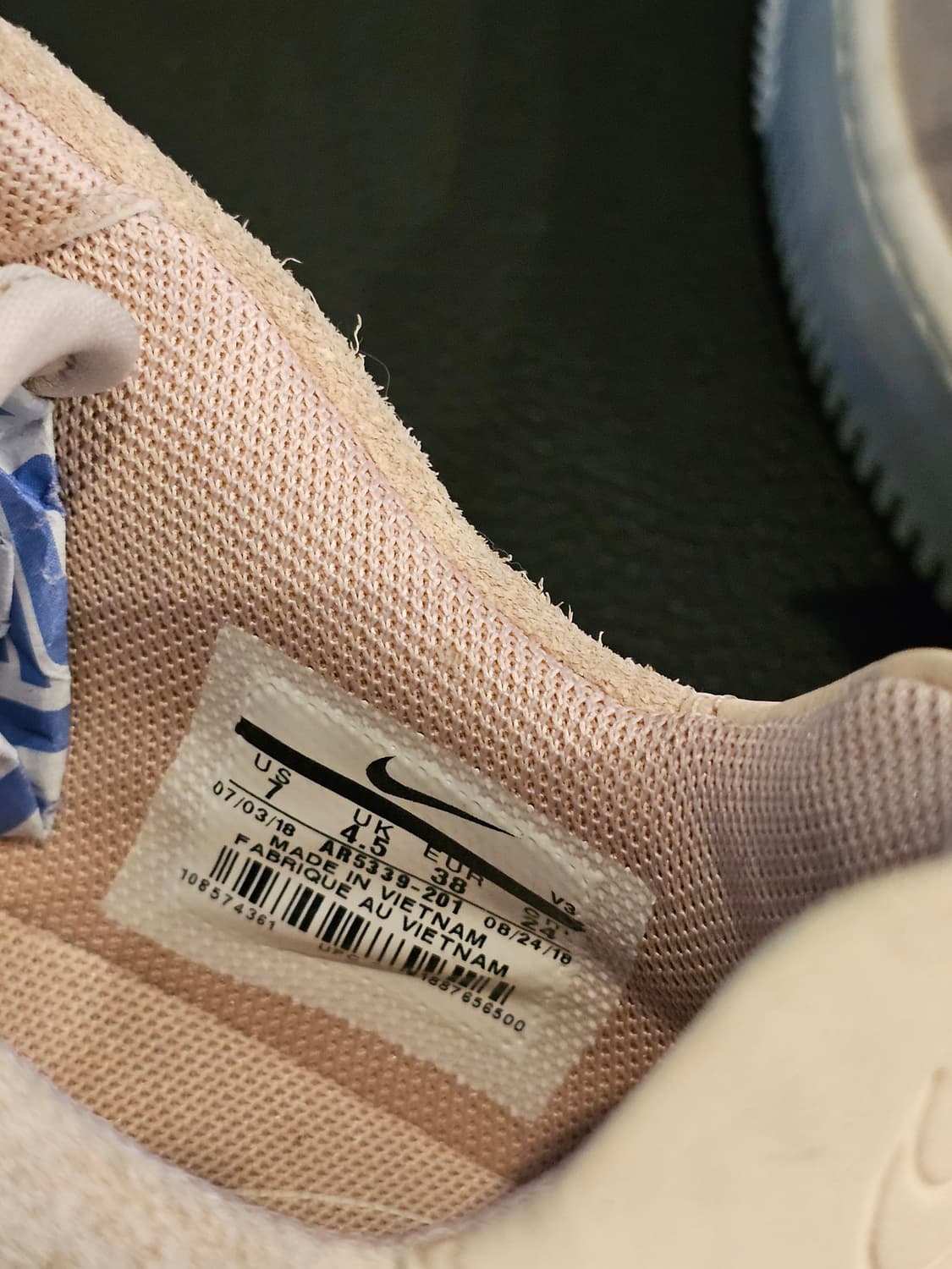 나이키 에어포스1 플랫폼 핑크 스웨이드 상품이미지7