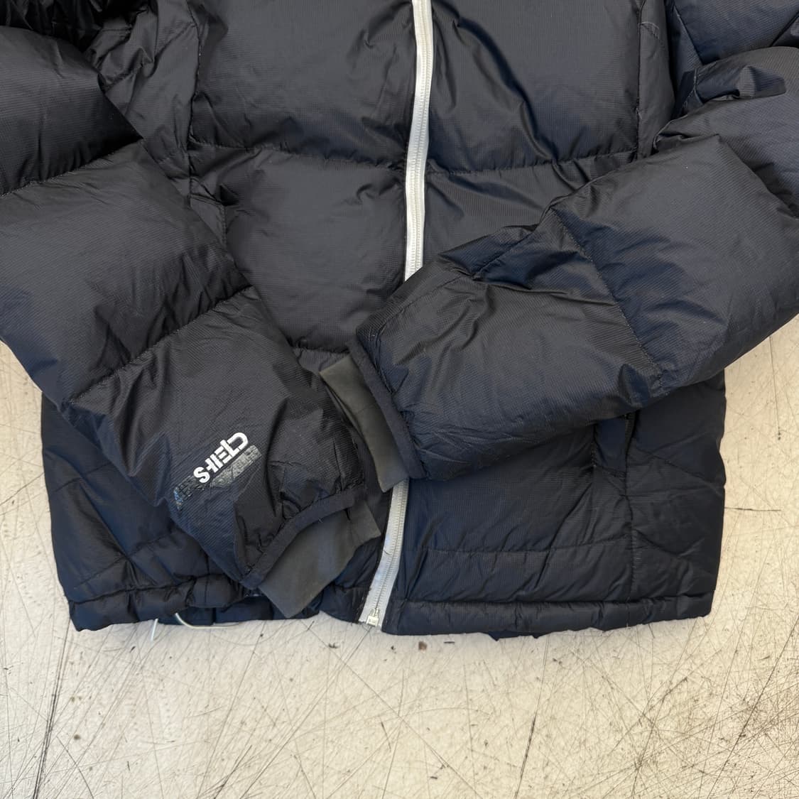 마운틴하드웨어 고프코어 푸퍼 패딩 M 상품이미지5