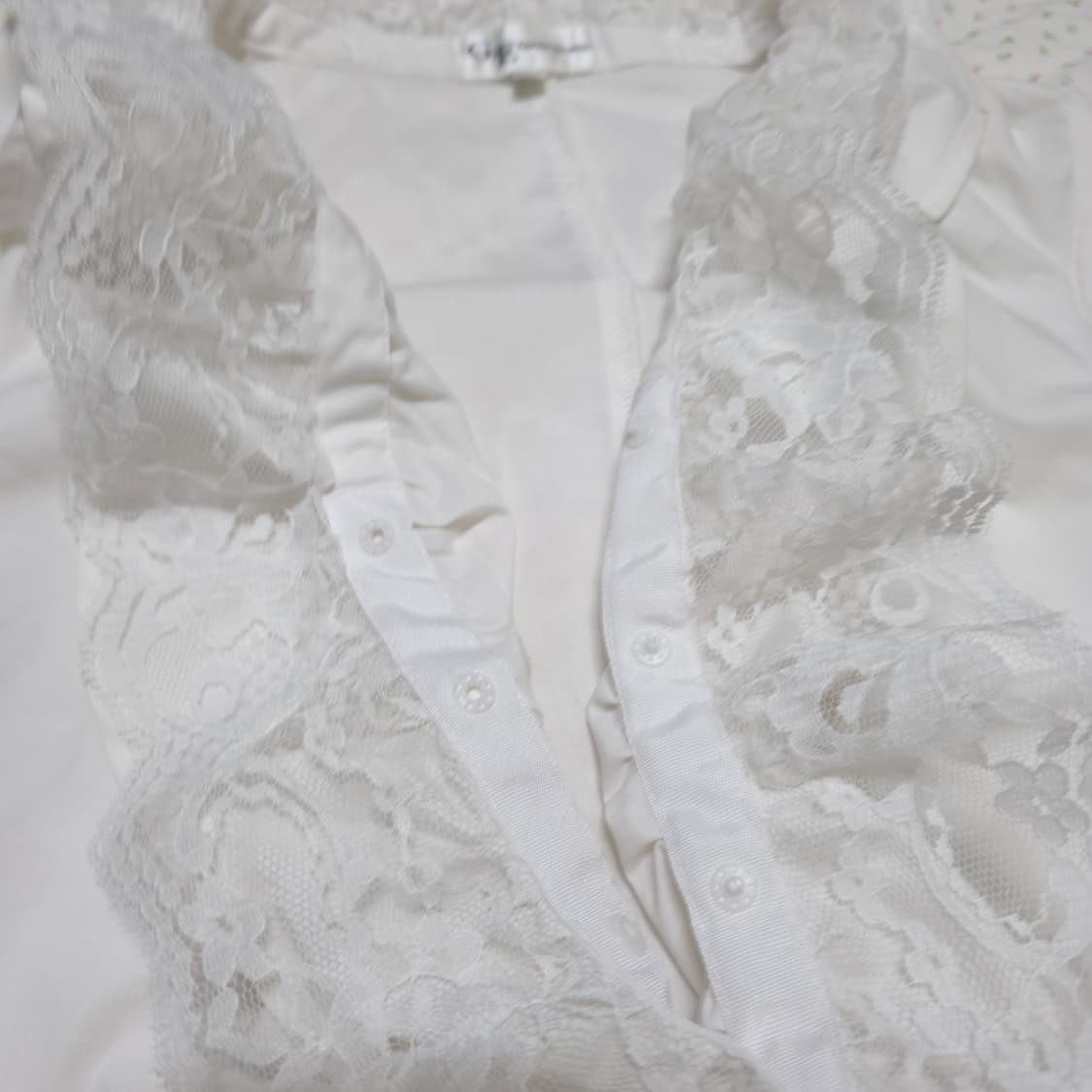 빈티지 긱시크 화이트 프릴 레이스 슬리브리스 민소매 셔츠 상품이미지4