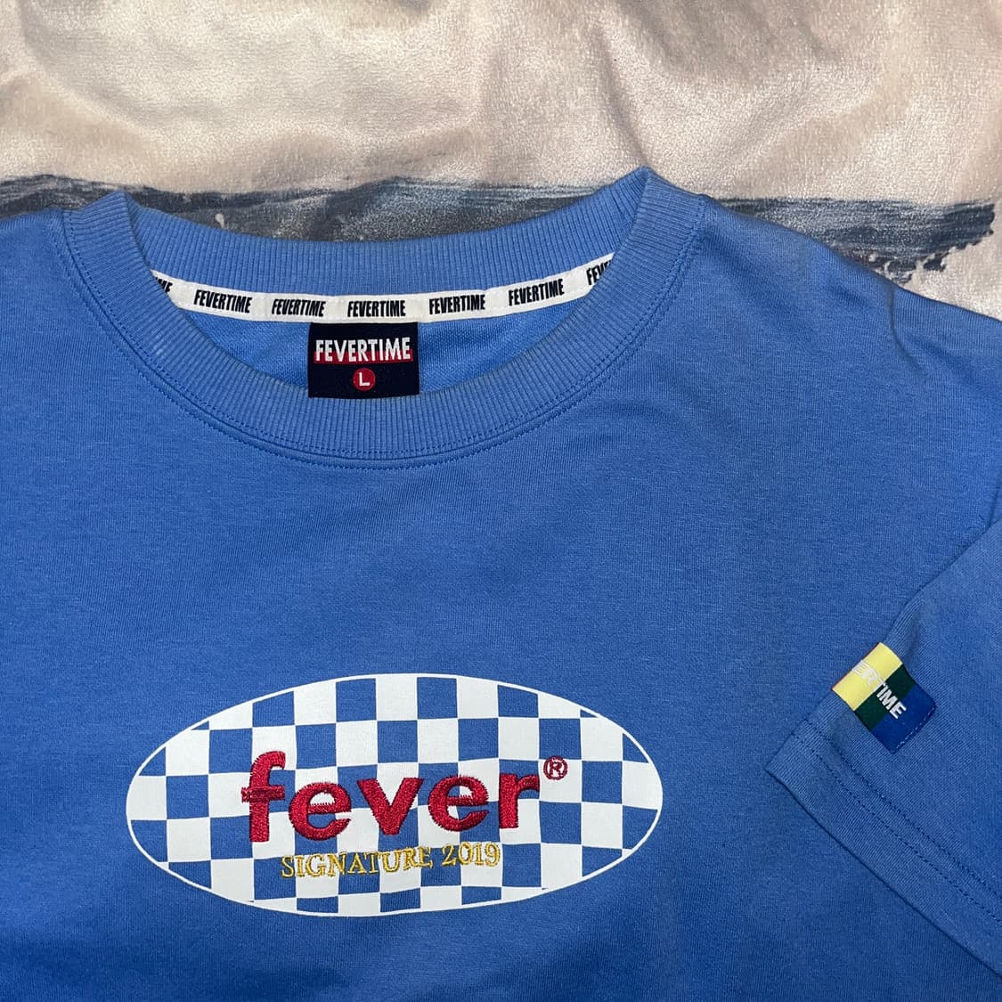 FEVERTIME Check Logo Blue T-shirt 상품이미지2
