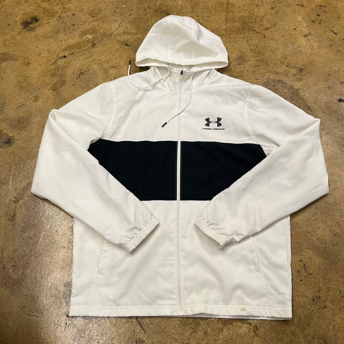 [정품/M] 언더아머 화이트 바람막이 후드 b16 상품이미지2
