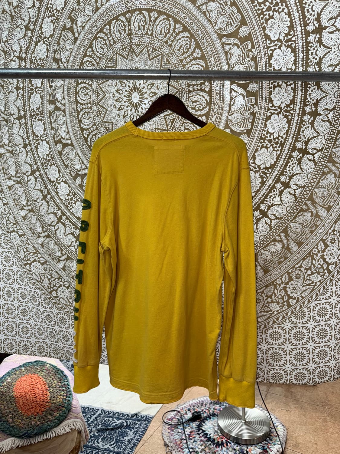 아베크롬비 머슬핏 옐로우 자수 롱슬리브 상품이미지5