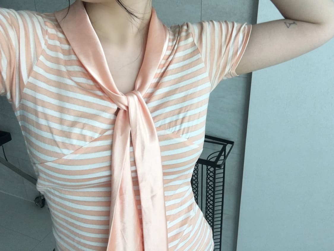 stripe neck tie tee 상품이미지9
