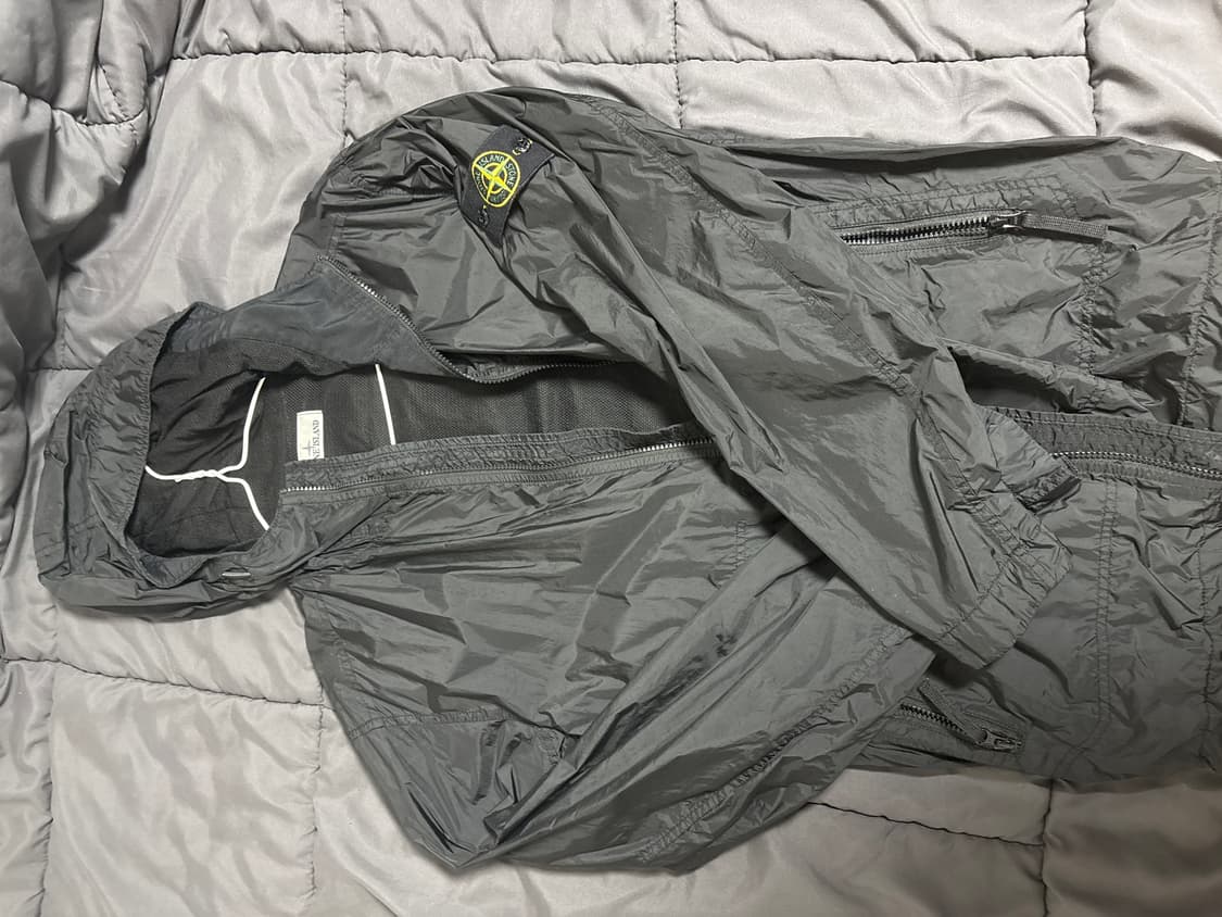 스톤아일랜드 바람막이 m사이즈 상품이미지1