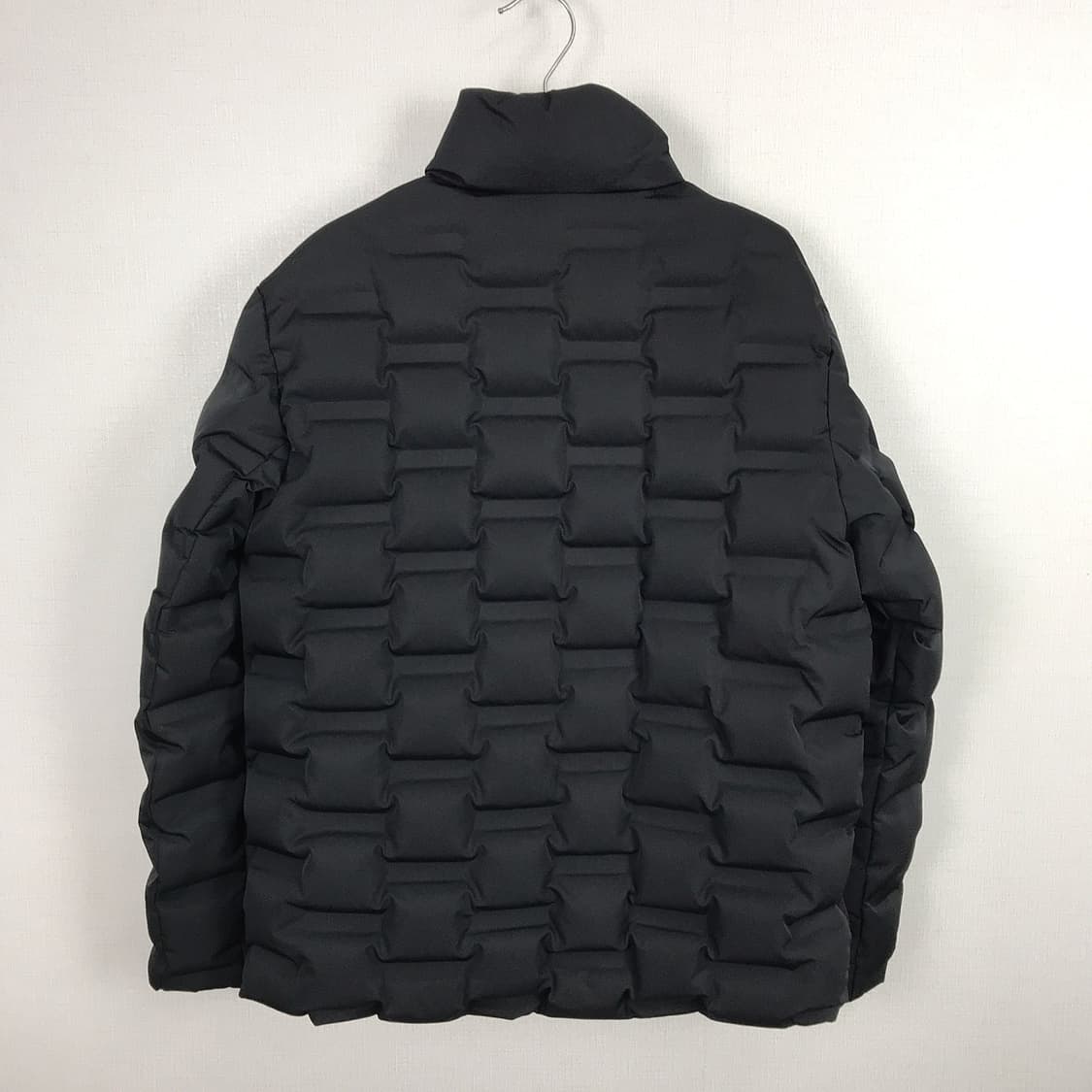 캘빈클라인 CK 엠보 덕다운 패딩 점퍼 남성M (95) 상품이미지6