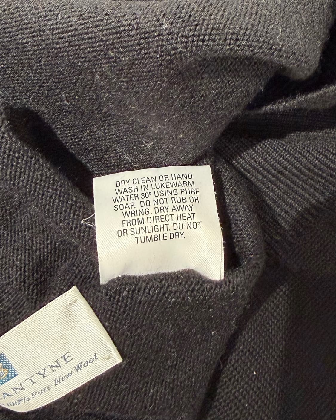 버버리 블랙 가디건 블랙 골드 버튼 울 가디건 상품이미지9