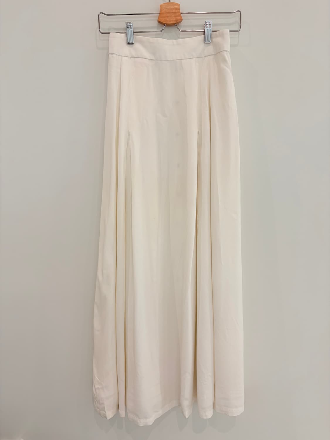 이로 화이트 스커트 상품이미지5