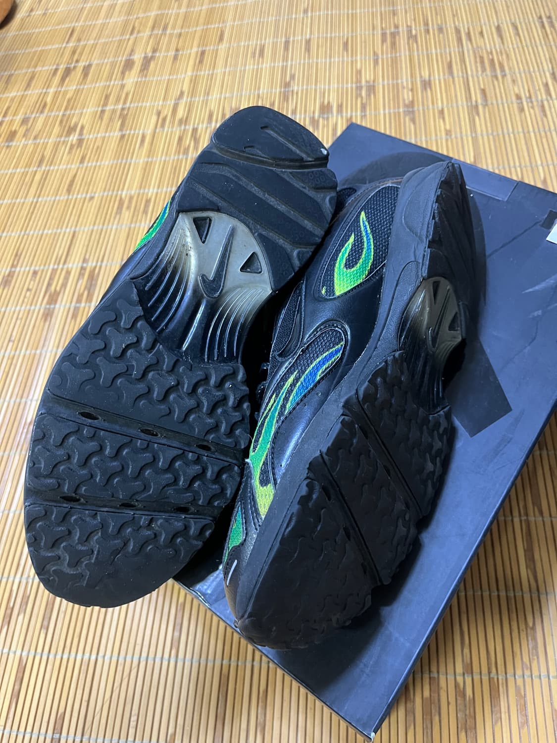 나이키 슈프림 줌 스펙트럼 블랙 (275) 상품이미지2