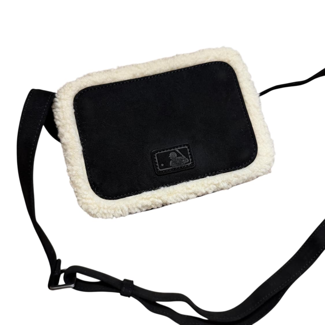 MLB 베이직 무스탕 미니 크로스백 상품이미지3