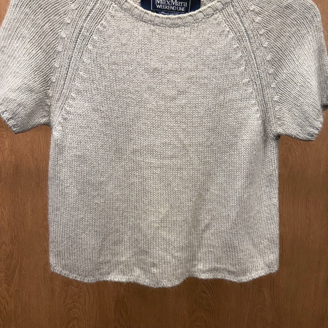막스마라 위켄드 반팔 라운드넥 니트 골지 마감 심플 디테일 그레이 상품이미지5
