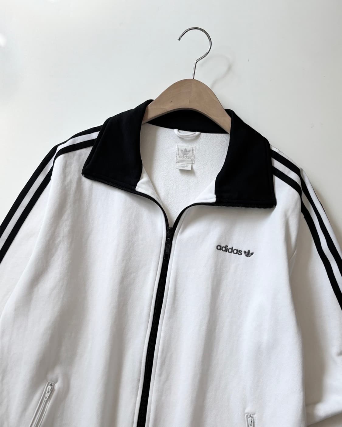 Adidas 아디다스 화이트-블랙 베캔바우어 트랙탑 상품이미지2