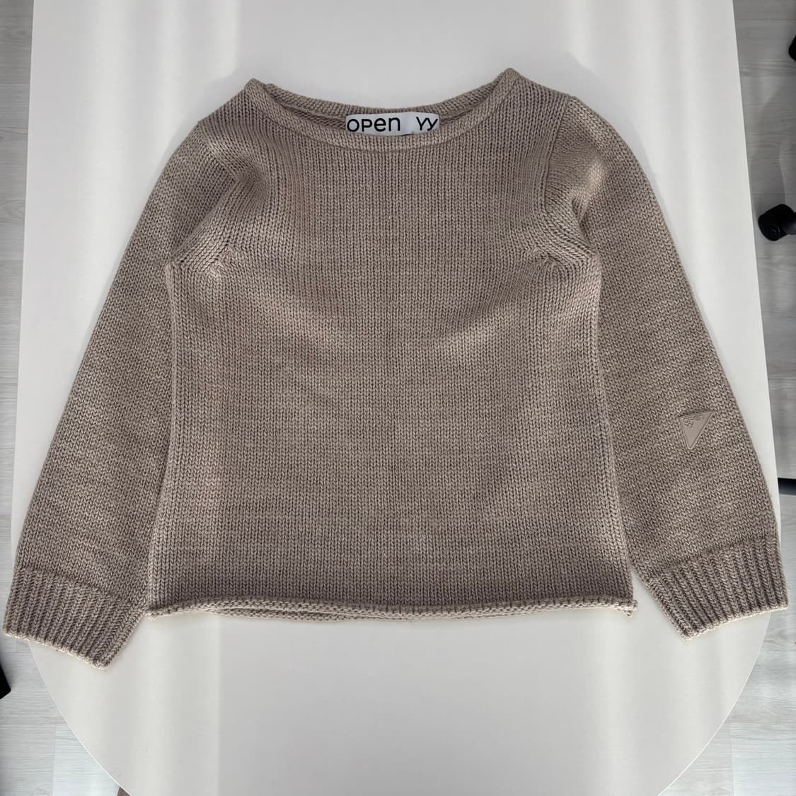 오픈와이와이 베이지 니트 스웨터 (상태 좋음) 상품이미지1