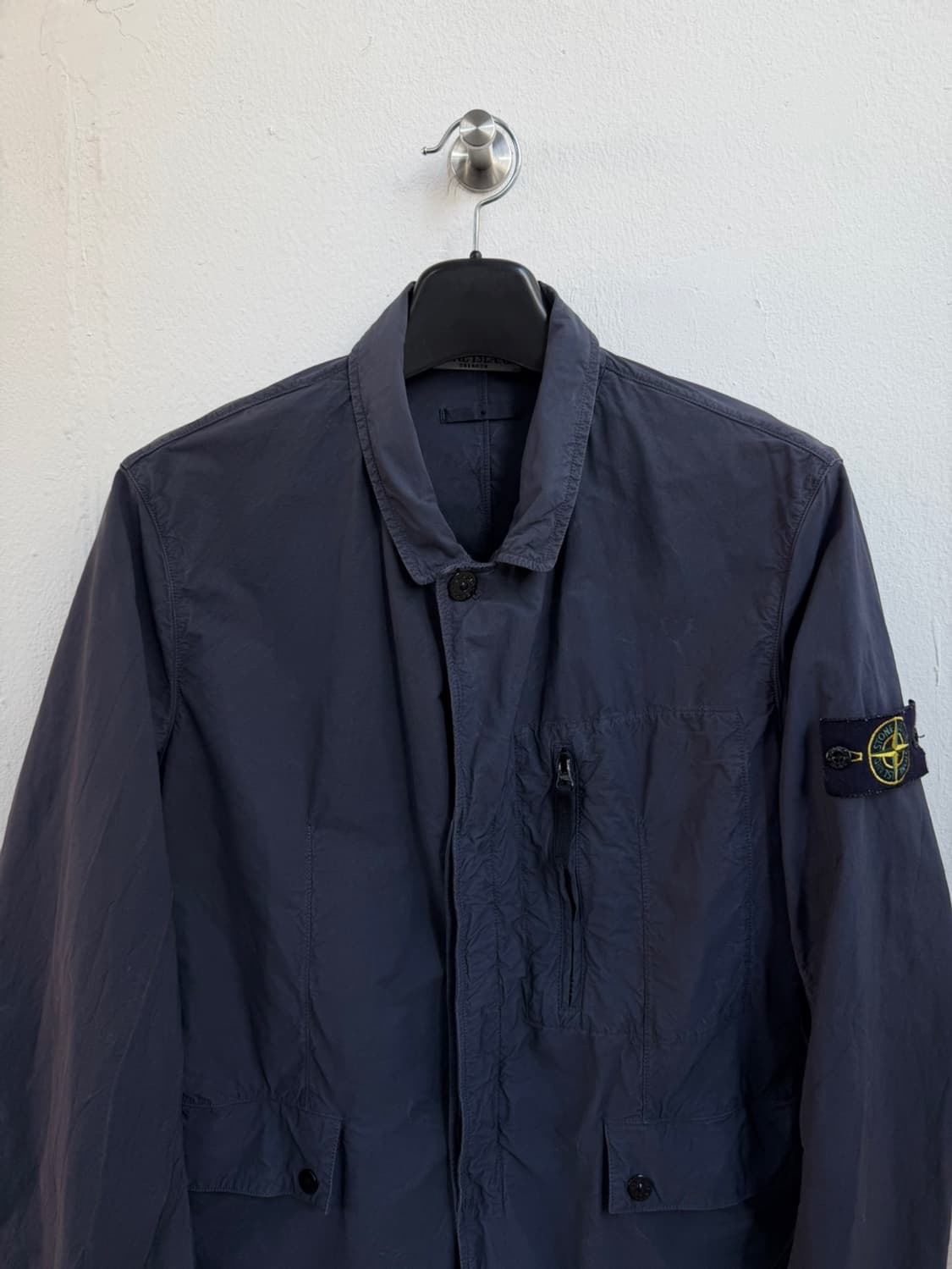 스톤 아일랜드 원포켓 와펜 맨투맨 상품이미지2