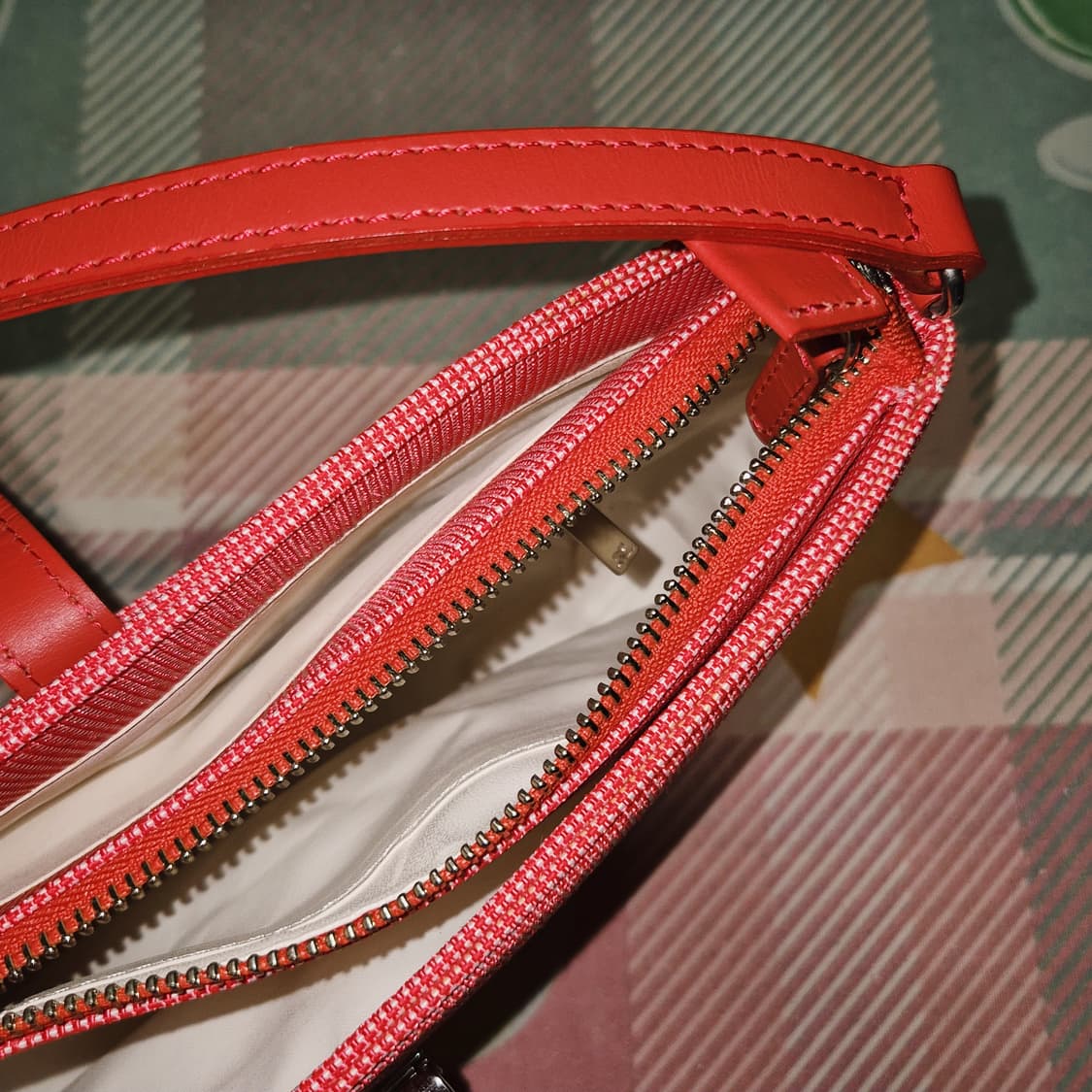 90s 꾸레쥬 자카드 레더 버클 숄더&핸드백 상품이미지10