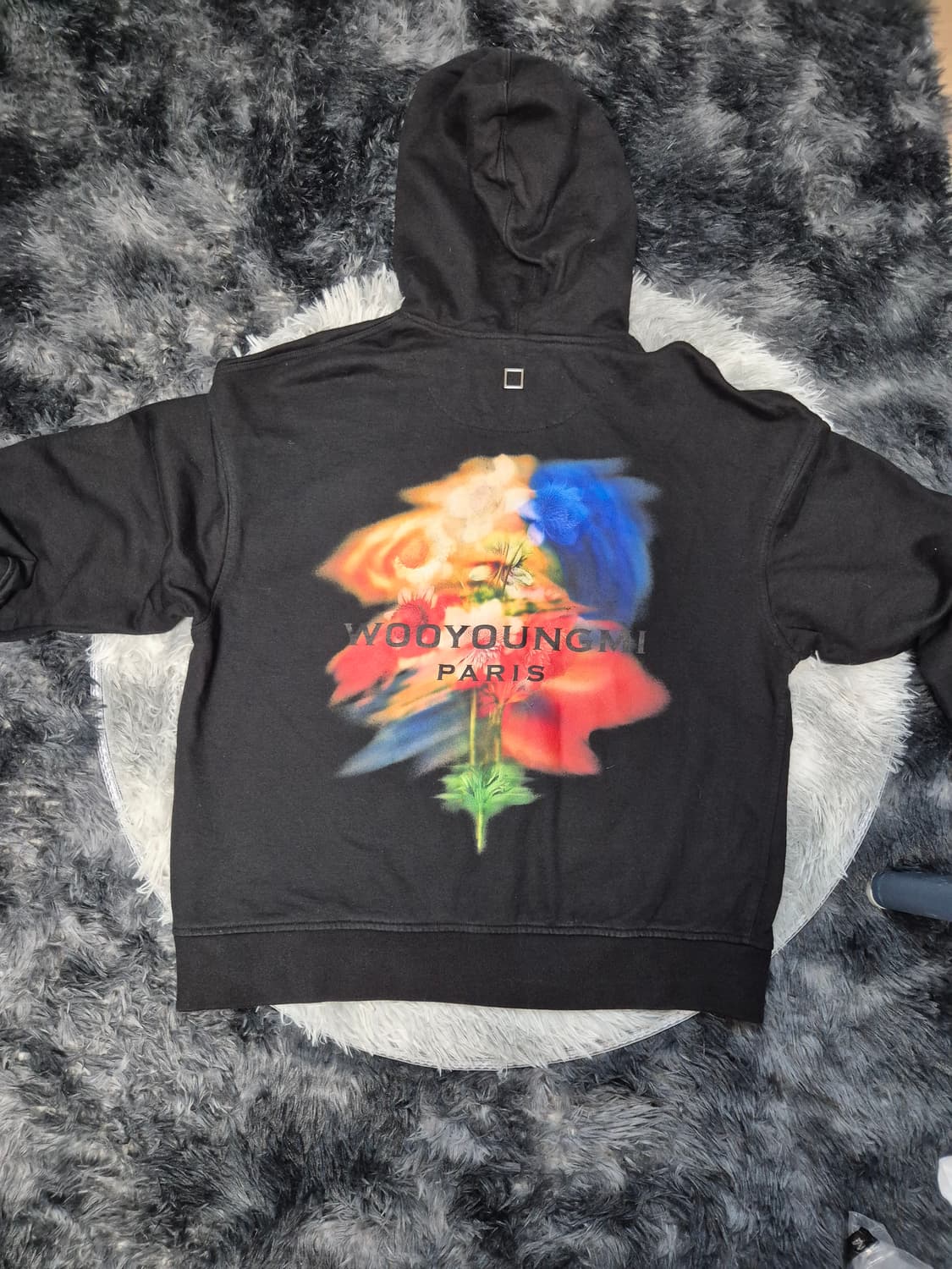 우영미 백 플라워 후드티 상품이미지1