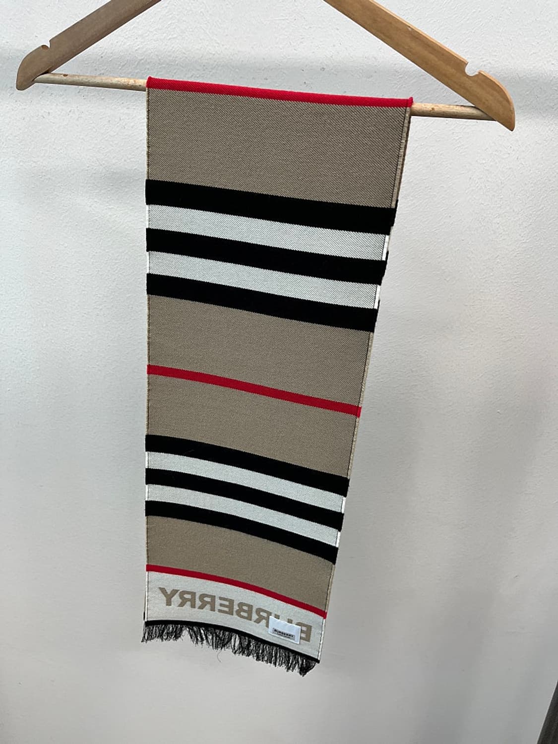 버버리 신형 코튼 숏 머플러  상품이미지5