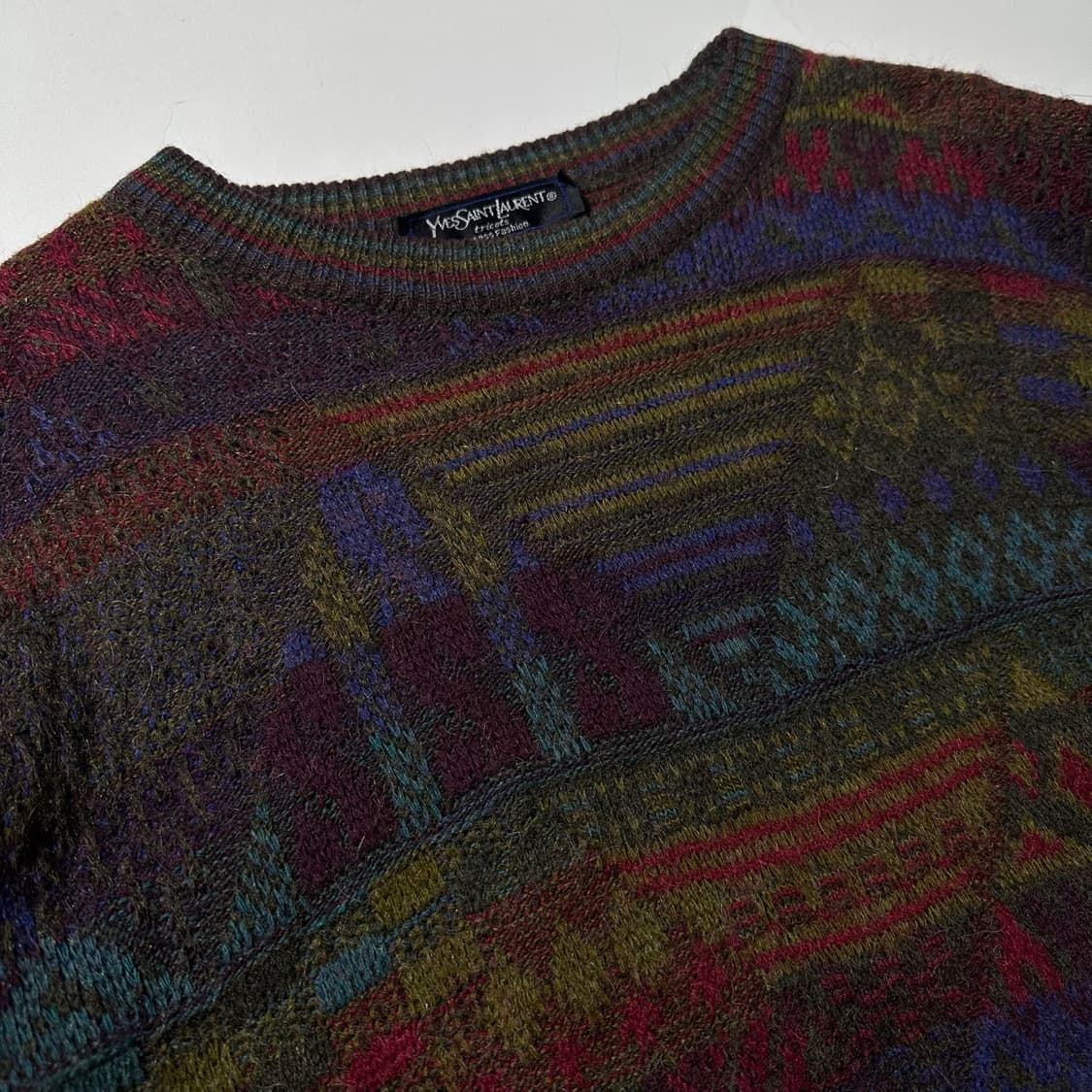 입생로랑 패턴 라운드 니트 상품이미지3