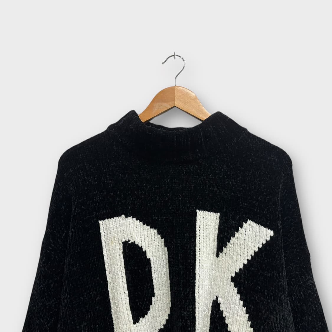 DKNY 부클 블랙 니트 M  상품이미지3