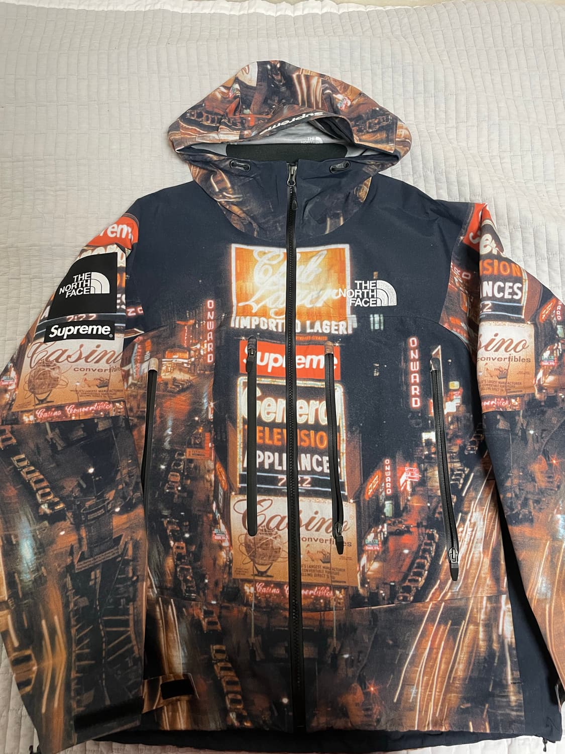 슈프림 노스페이스 테입드심 타임스퀘어 M 상품이미지2