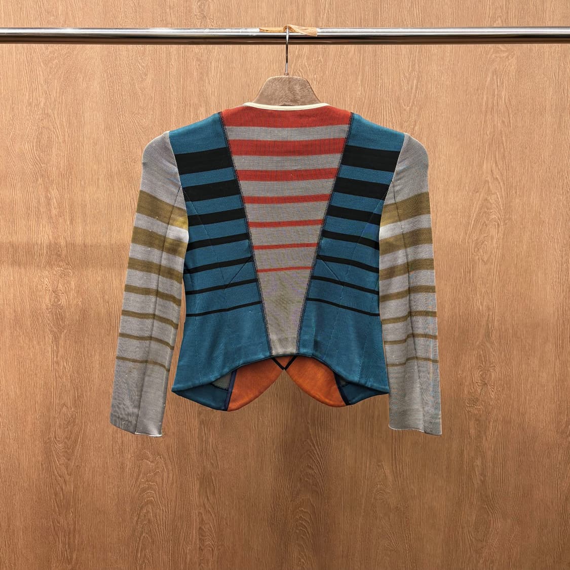 폴스미스 라운드넥 자켓 스트라이프 배색 패치워크 디테일 블루 상품이미지3