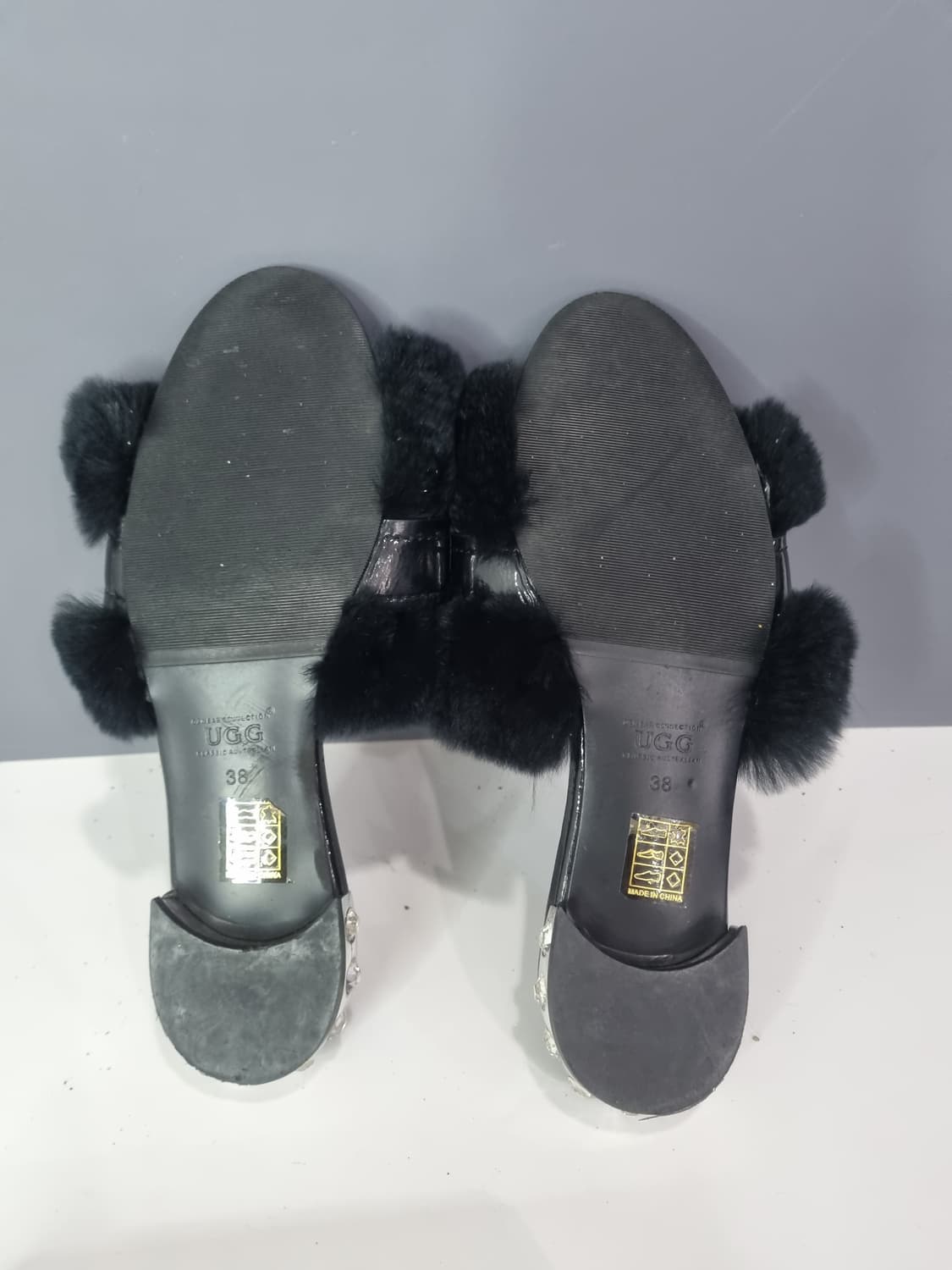 어그 38 브로치 슬리퍼 상품이미지6