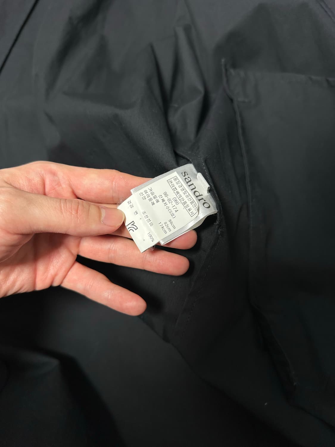 산드로 블랙 미니멀 트랜치 코트 상품이미지7