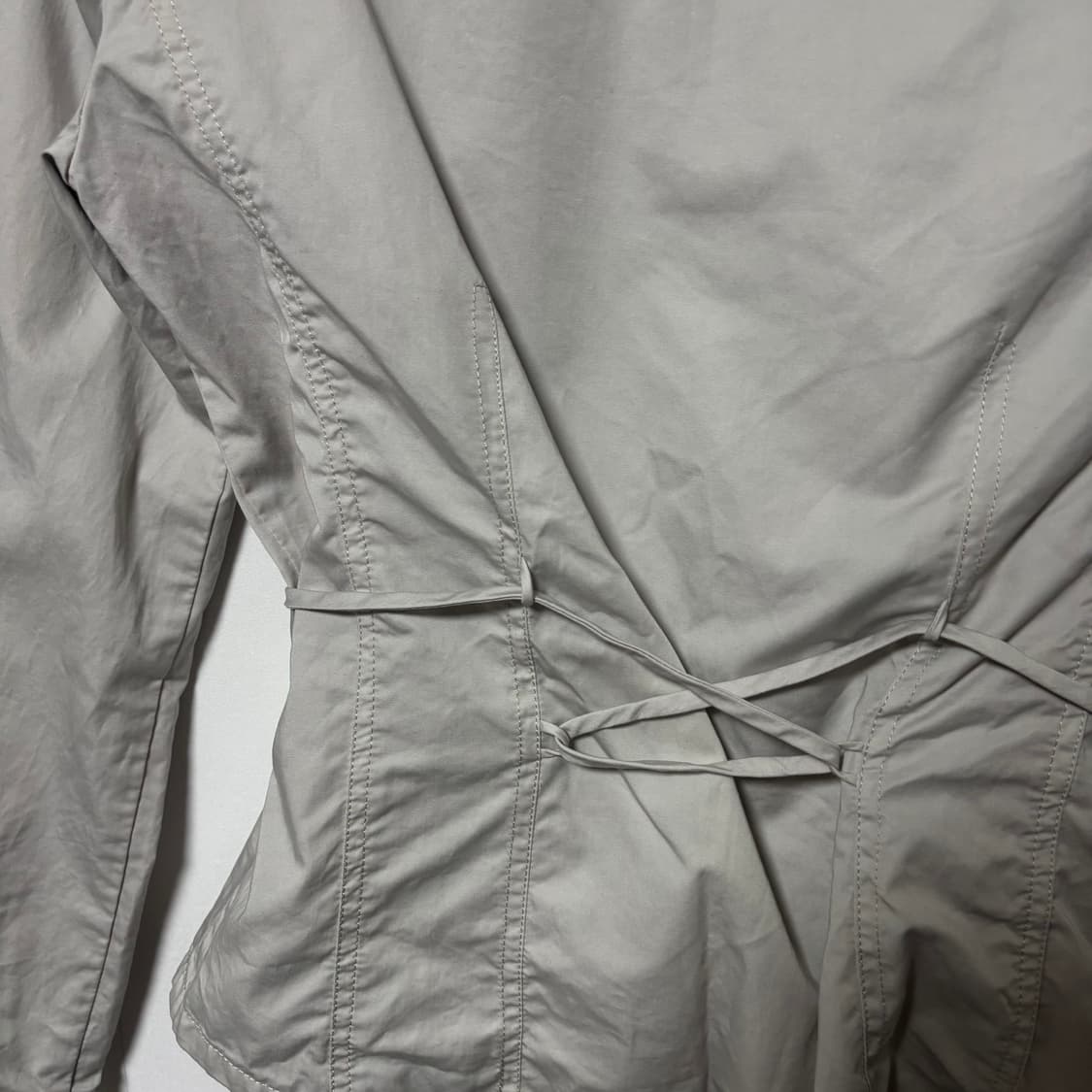 INIVO 허리 스트랩 블라우스 셔츠  상품이미지4