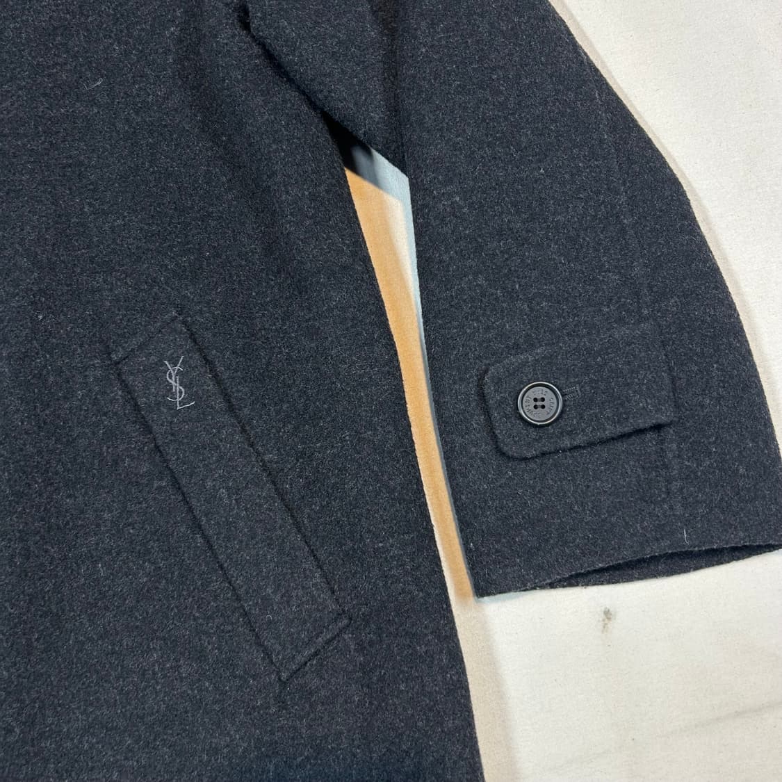 L) YSL 입생로랑 울 미디움 코트 자켓 블랙 상품이미지3