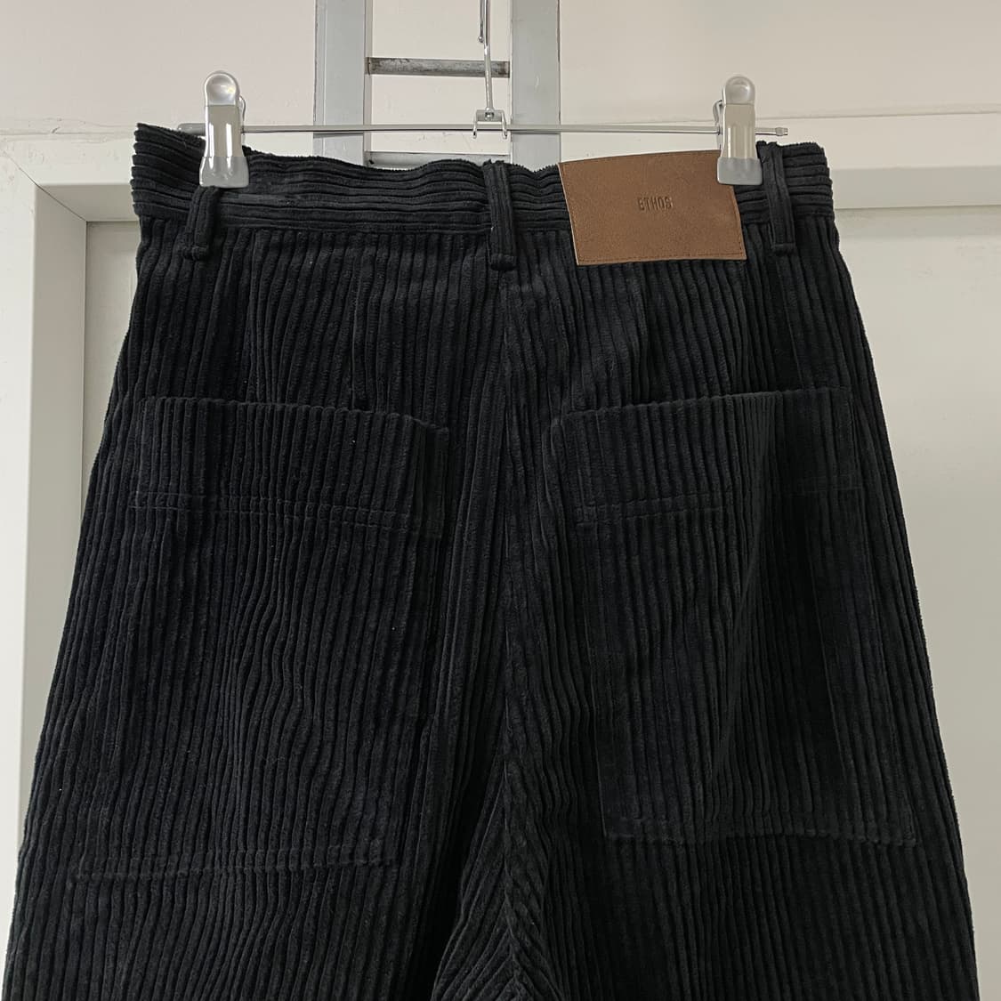 ETHOS 에토스 코듀로이 팬츠 블랙 S(W) 상품이미지2