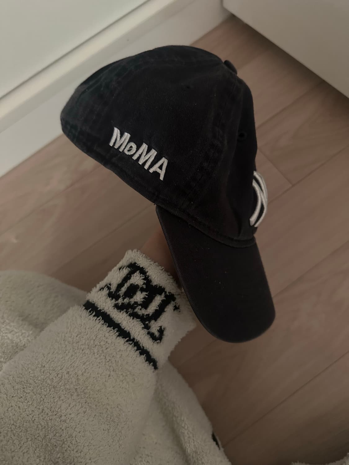 뉴에라 x 모마 뉴욕 양키즈 캡  네이비 상품이미지2