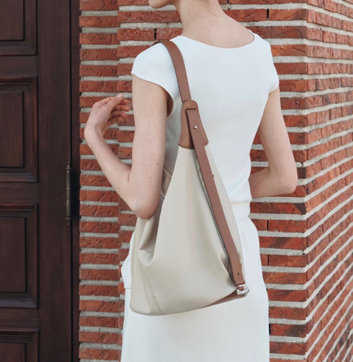 테누브 Tourer Shoulder Fabric Beige bag 상품이미지8