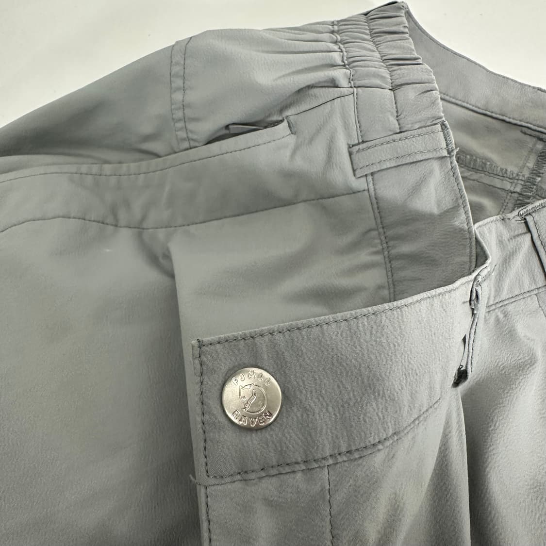 XL 34 피엘라벤 그레이 레귤러핏 파라슈트 밴딩 나일론팬츠 상품이미지7