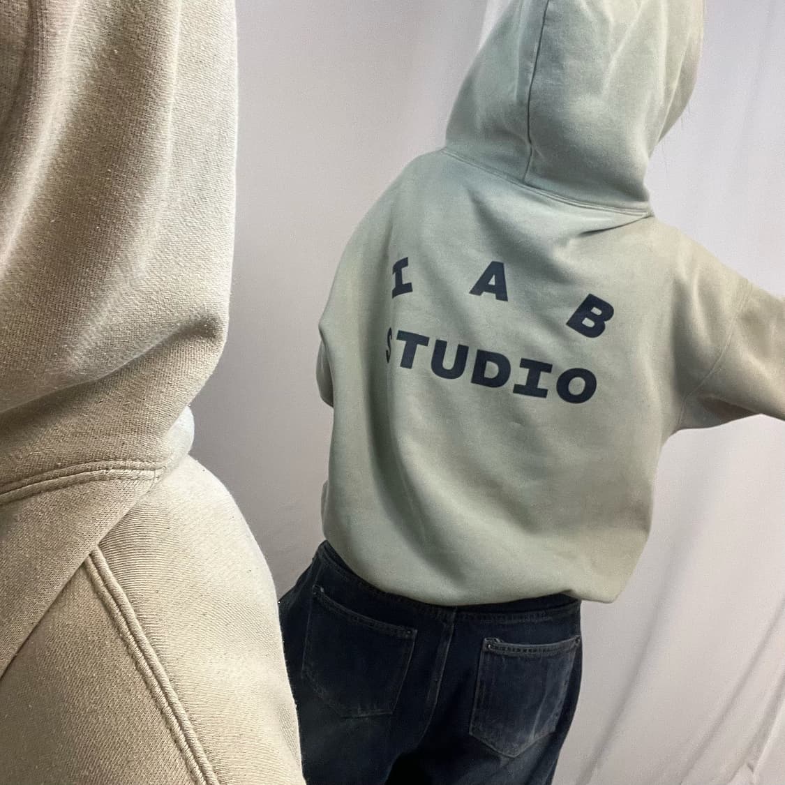 IAB Studio olive green hoodie 상품이미지3