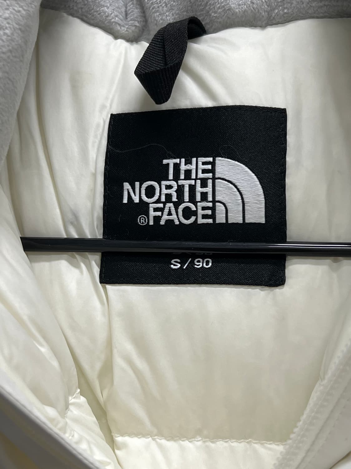 노스페이스 마운틴 구스다운 자켓 화이트 상품이미지4