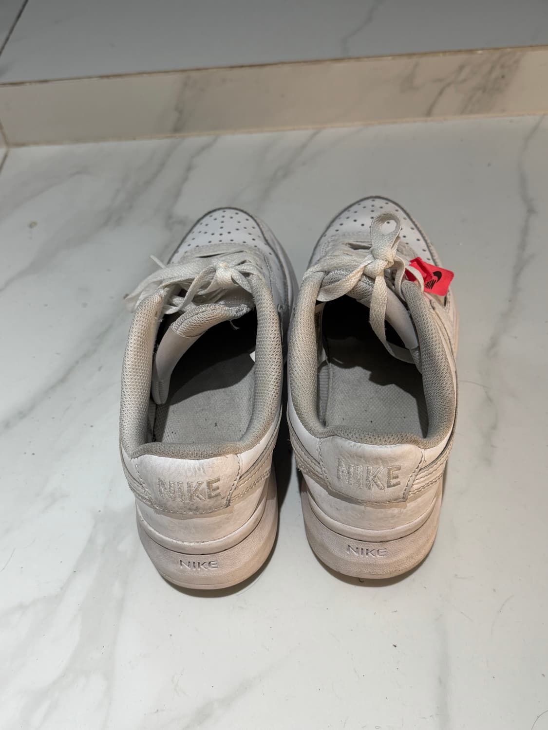 나이키 코트비전알타 250사이즈 상품이미지2