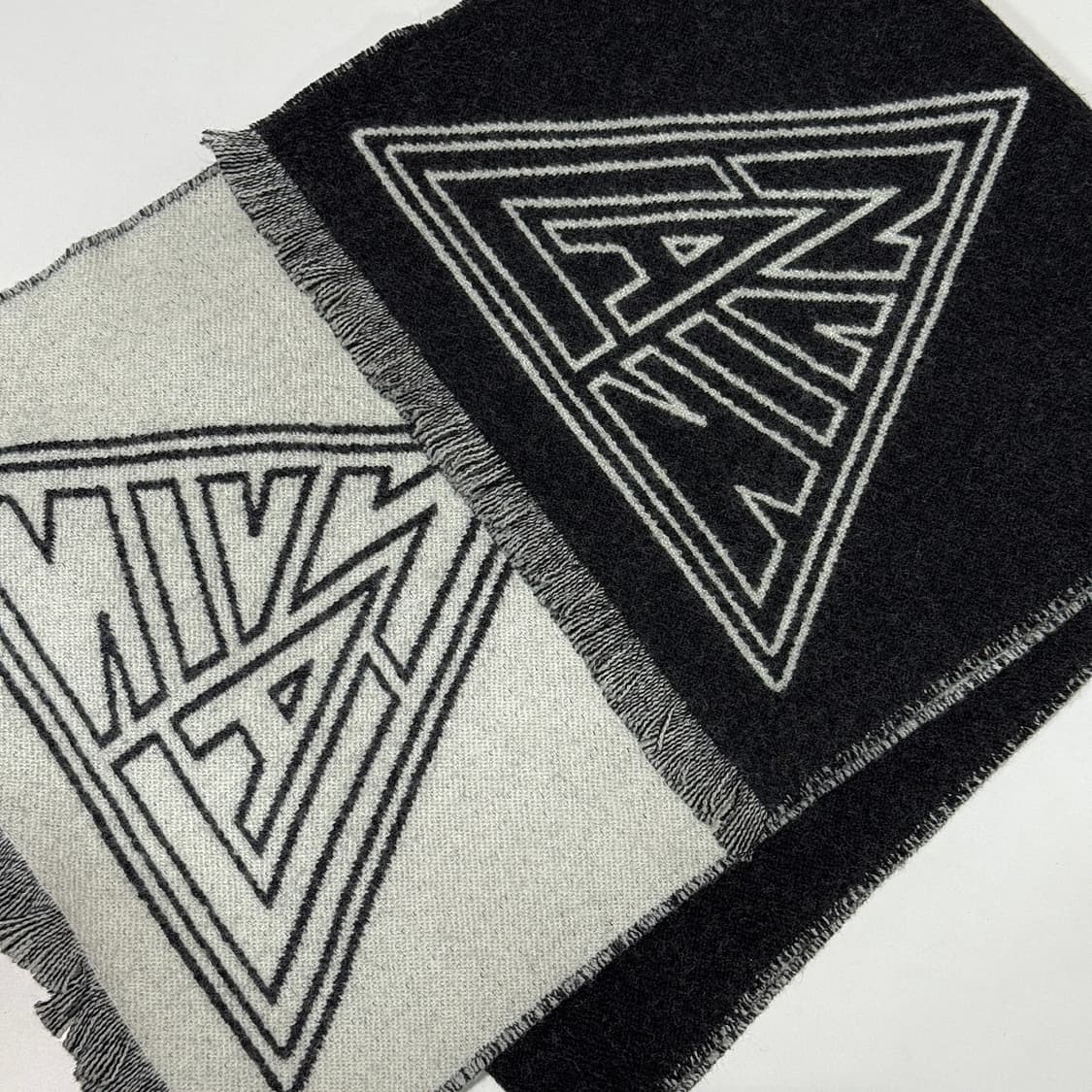 랑방파리 자카드 로고 투톤 울 머플러 상품이미지2