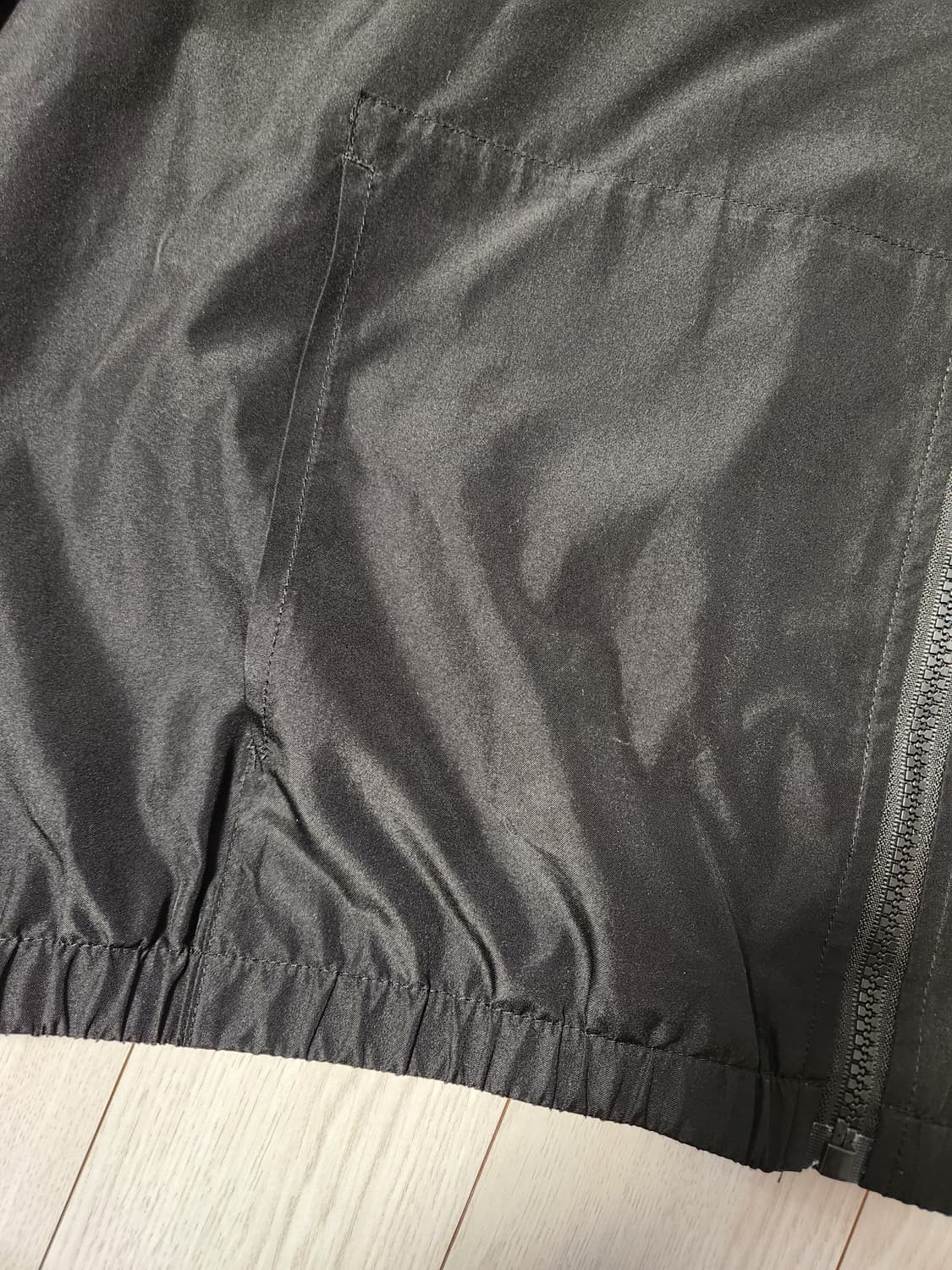 새상품급)FCMM 바람막이 사이즈110(xxl)

여러 중고사이트에도 같 상품이미지6