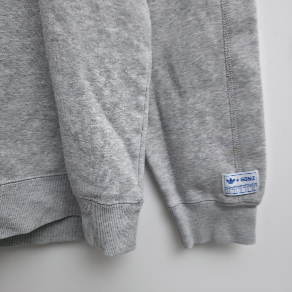 [L] 아디다스 그레이 맨투맨 상품이미지4