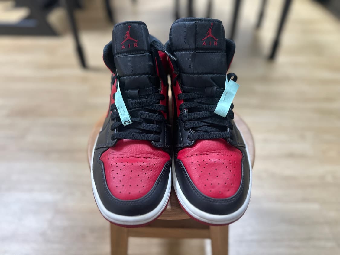 나이키 에어 조던 1 미드 브레드 265mm 상품이미지1