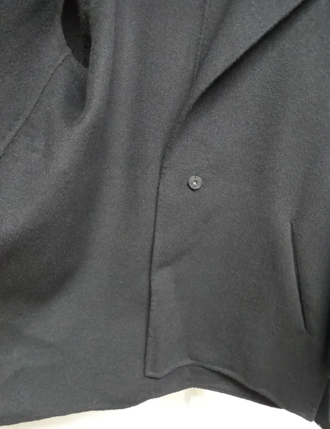 아니베에프 핸드메이드 블랙 하프코트 66.77 상품이미지7