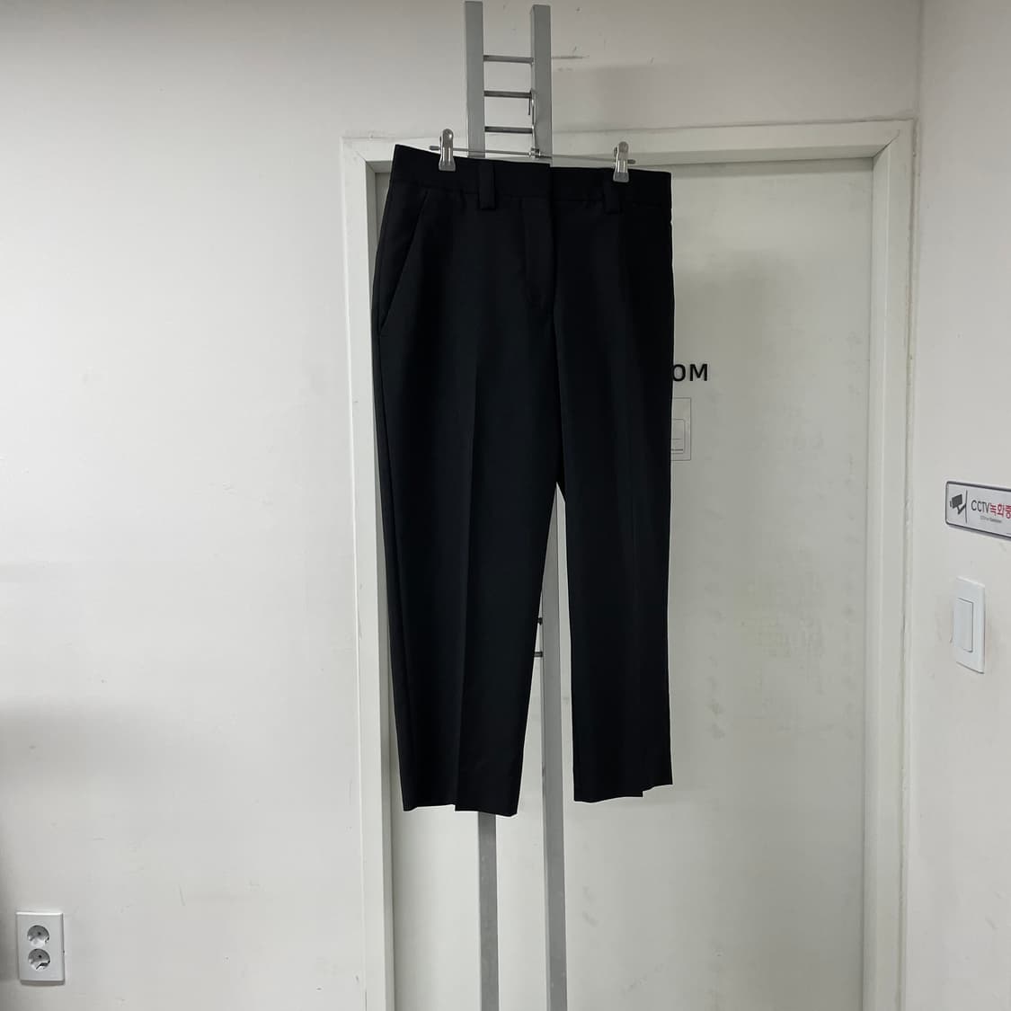 아크네 스튜디오 블랙 슬랙스 38(W) 상품이미지1