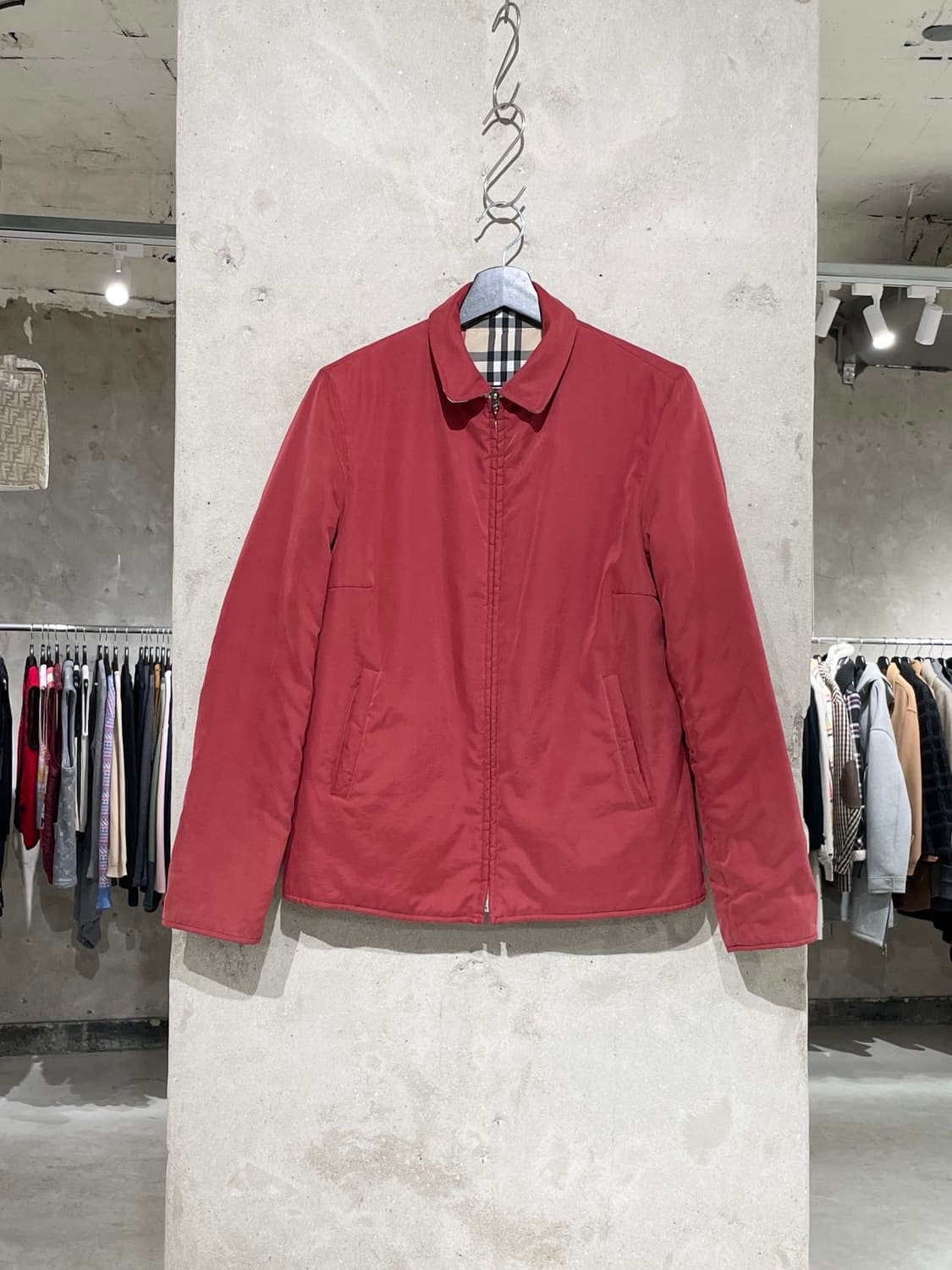 버버리 베이지 앤 레드 리버시블 집업 자켓 상품이미지5